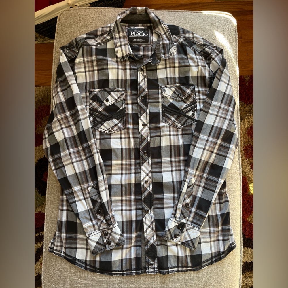 Buckle Black Relaxed Fit Long Sleeve Gray/Black Plaid Pearl Snap